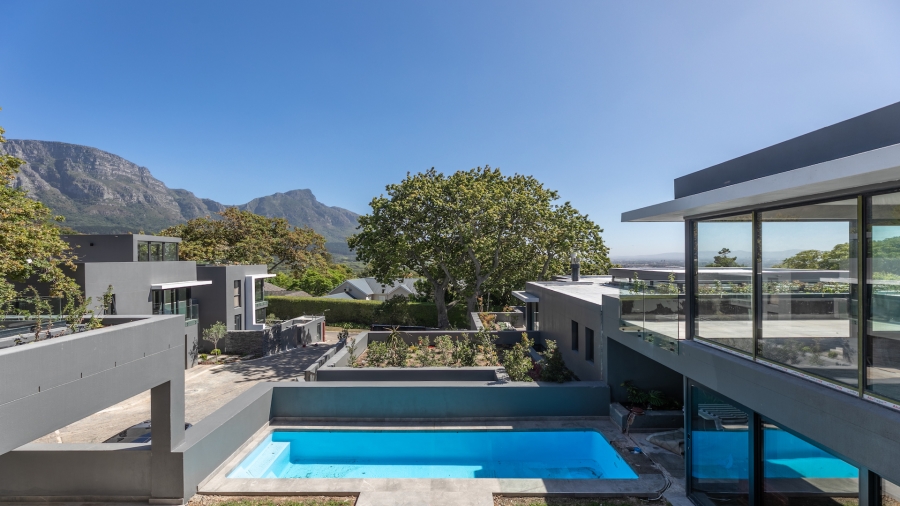 4 Bedroom Property for Sale in Claremont Upper Western Cape